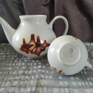 Fajansz kávéskanna tejes kancsóval