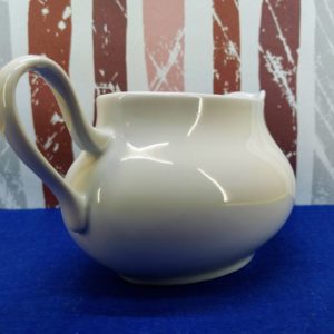 Román Apulum porcelán szószos kiöntő