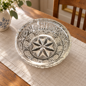 Bohemia kristály kínálótál / Bohemia Crystal Serving Bowl – illusztratív élőkép / illustrative lifestyle image