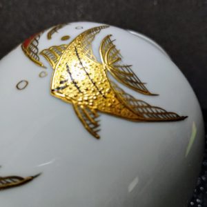 Kézi aranyozású német porcelán váza