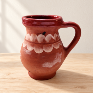 Kis kerámiakorsó, 12 cm / Small Ceramic Jug, 12 cm – illusztratív élőkép / illustrative lifestyle image
