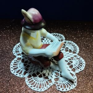 Drasche porcelán - olvasó fiú