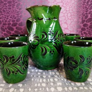 6 darabos zöld kerámia borospohár készlet, boroskancsóval