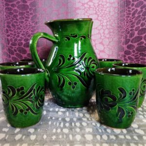 6 darabos zöld kerámia borospohár készlet, boroskancsóval