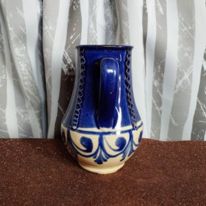 Kék népi motívumos füles kerámia kancsó/váza