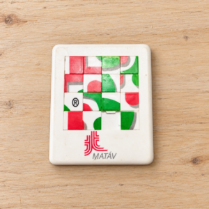 MATÁV reklám tologatós logikai játék / MATÁV Promotional Sliding Puzzle – illusztratív élőkép / illustrative lifestyle image