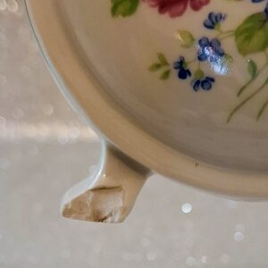 zsolnay, zsolnay pécs, porcelán flaska, porcelán kulacs, virágmintás porcelán, vintage porcelán, retro porcelán, magyar porcelán, pécsi porcelán, romantikus dekor, shabby chic, cottage decor, gyűjtői porcelán, díszflaska